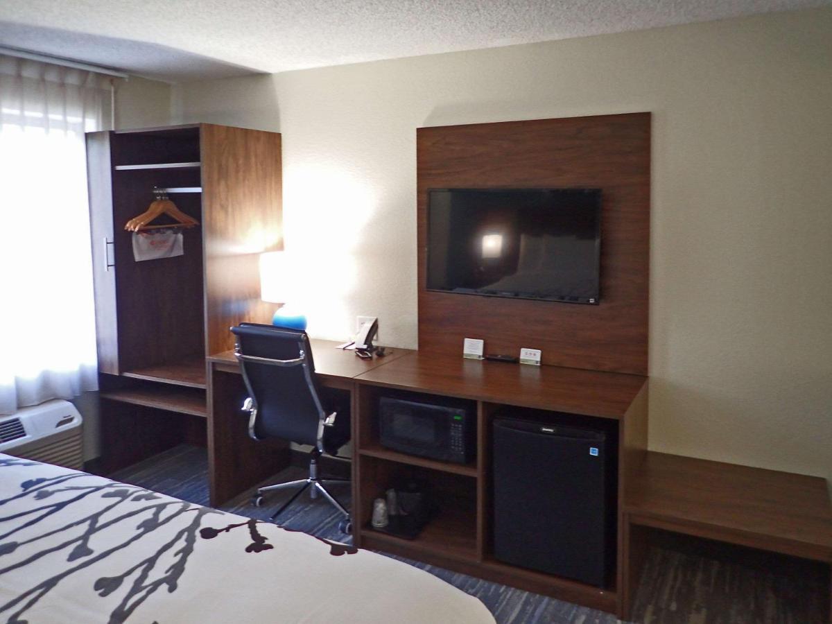Sleep Inn & Suites California Esterno foto